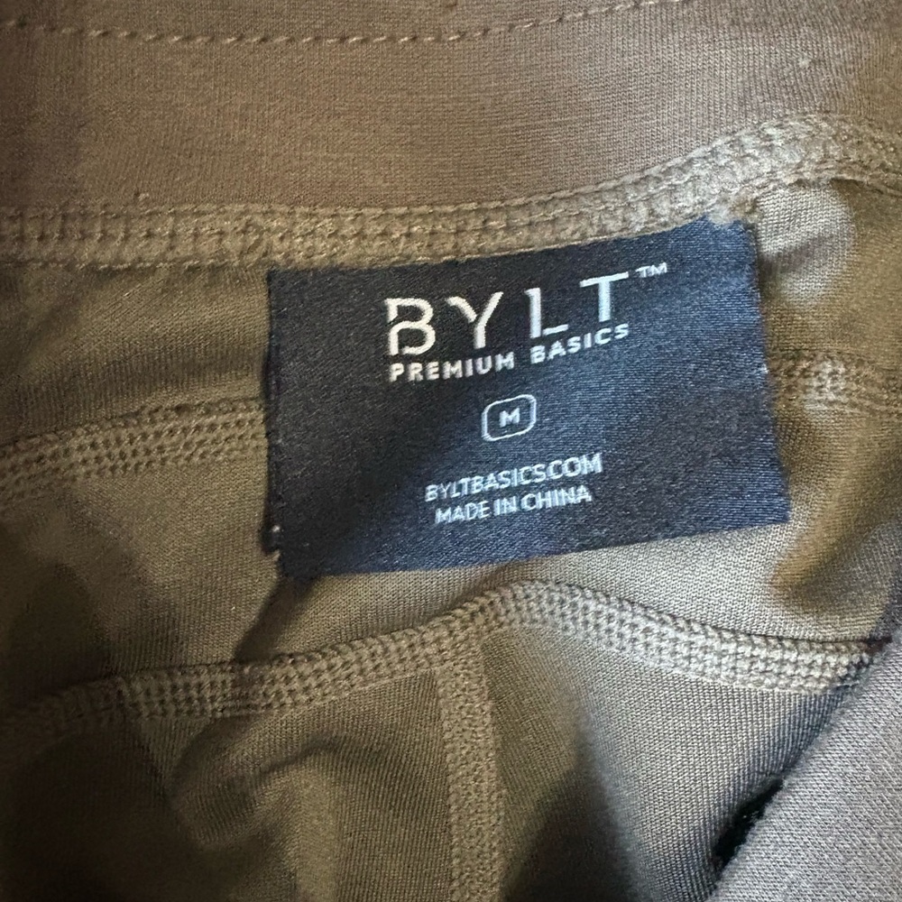 women’s bylt opal split hem pants green medium - Picture 3 of 5
